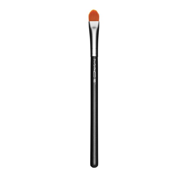195 Synthetic Concealer Brush 195 Synthetic Concealer Brush